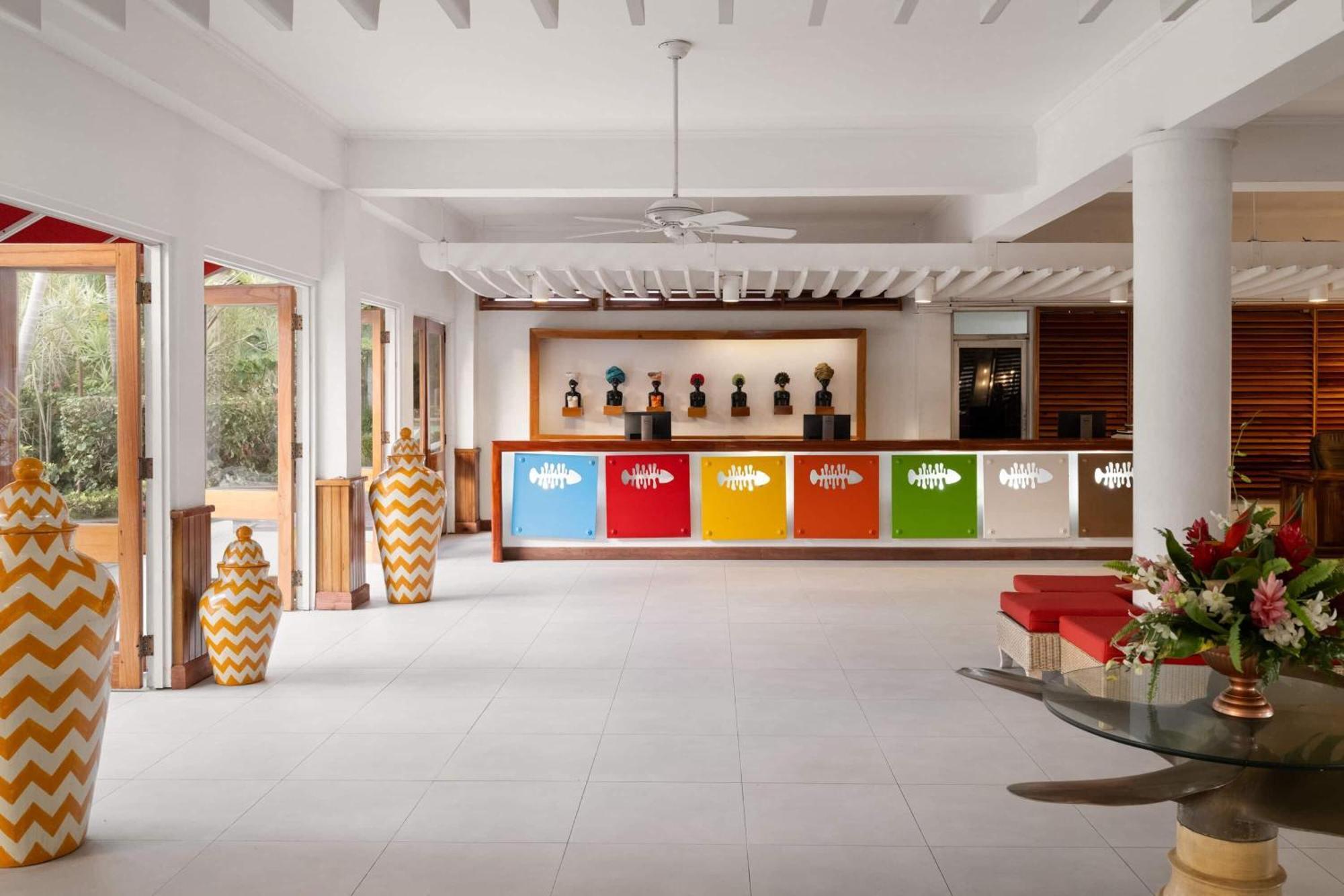 Grand Decameron Montego Beach, A Trademark All-Inclusive Resort Монтего-Бей Екстер'єр фото