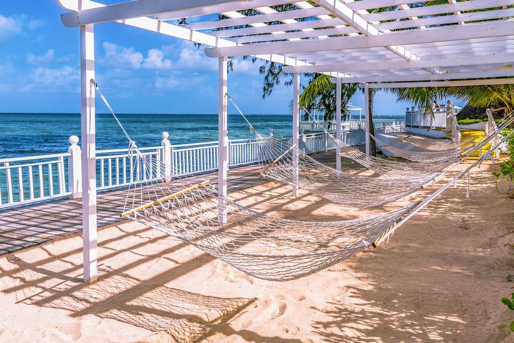 Grand Decameron Montego Beach, A Trademark All-Inclusive Resort Монтего-Бей Екстер'єр фото
